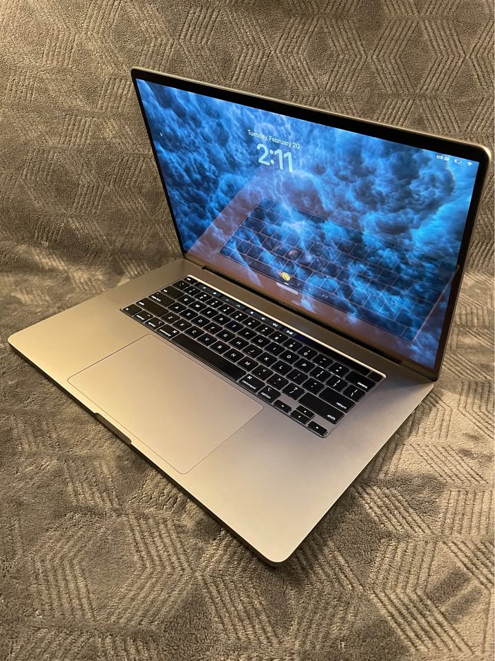 computadoras y laptops - MacBook Pro 2019 A2141 Core Intel i9 oportunidad 1