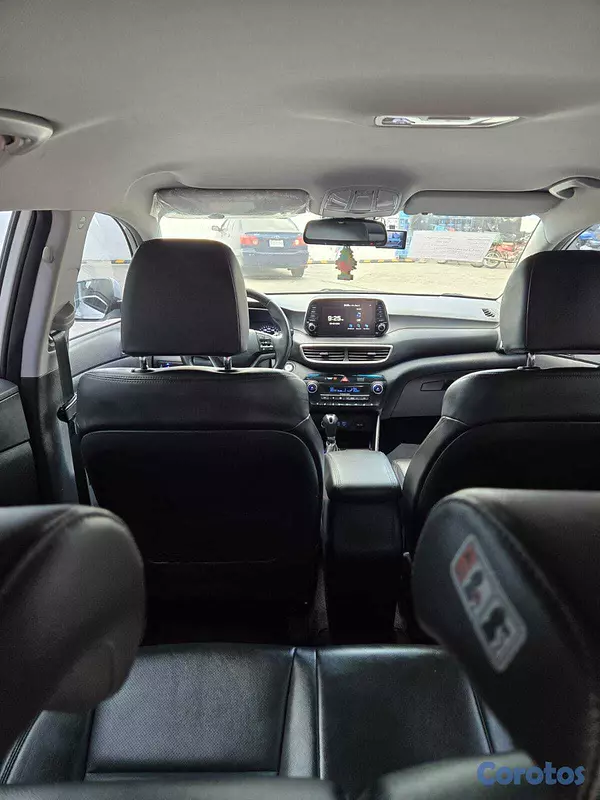 jeepetas y camionetas - HYUNDAI TUCSON 2020 BLANCO DIESEL 14