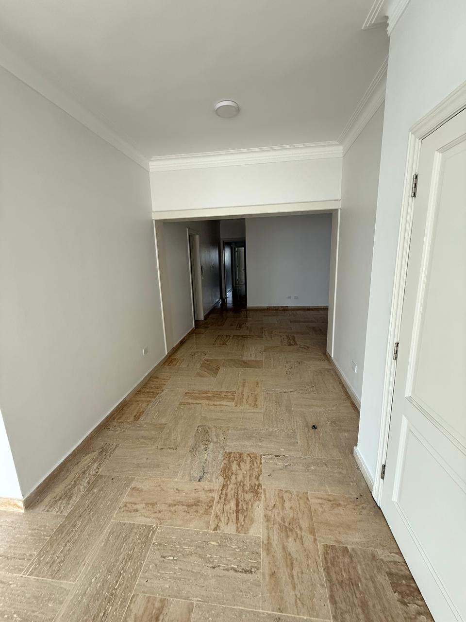 apartamentos - Se Renta Apartamento con opción a venta con amplio balcón ubicada en Naco DN 2