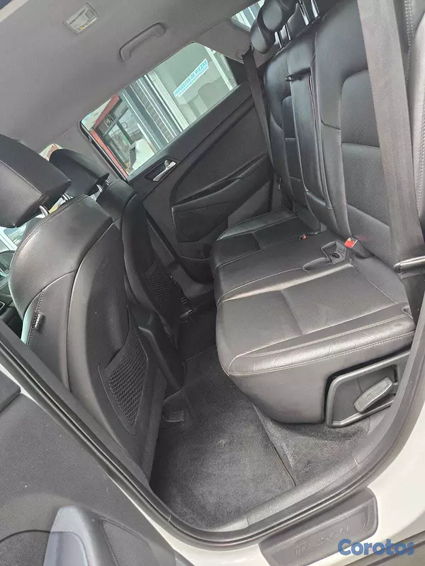 jeepetas y camionetas - HYUNDAI TUCSON 2020 BLANCO DIESEL 9