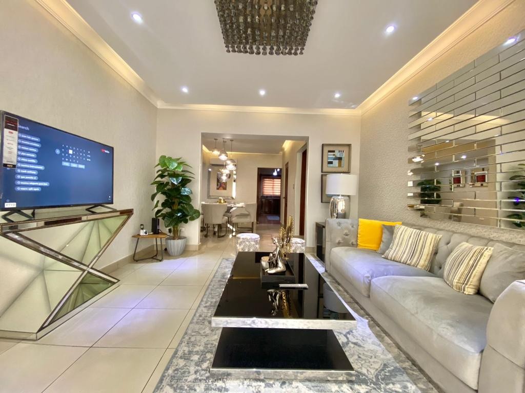 apartamentos - APARTAMENTO EN EVARISTO MORALES, SIN INTERMEDIARIOS 9