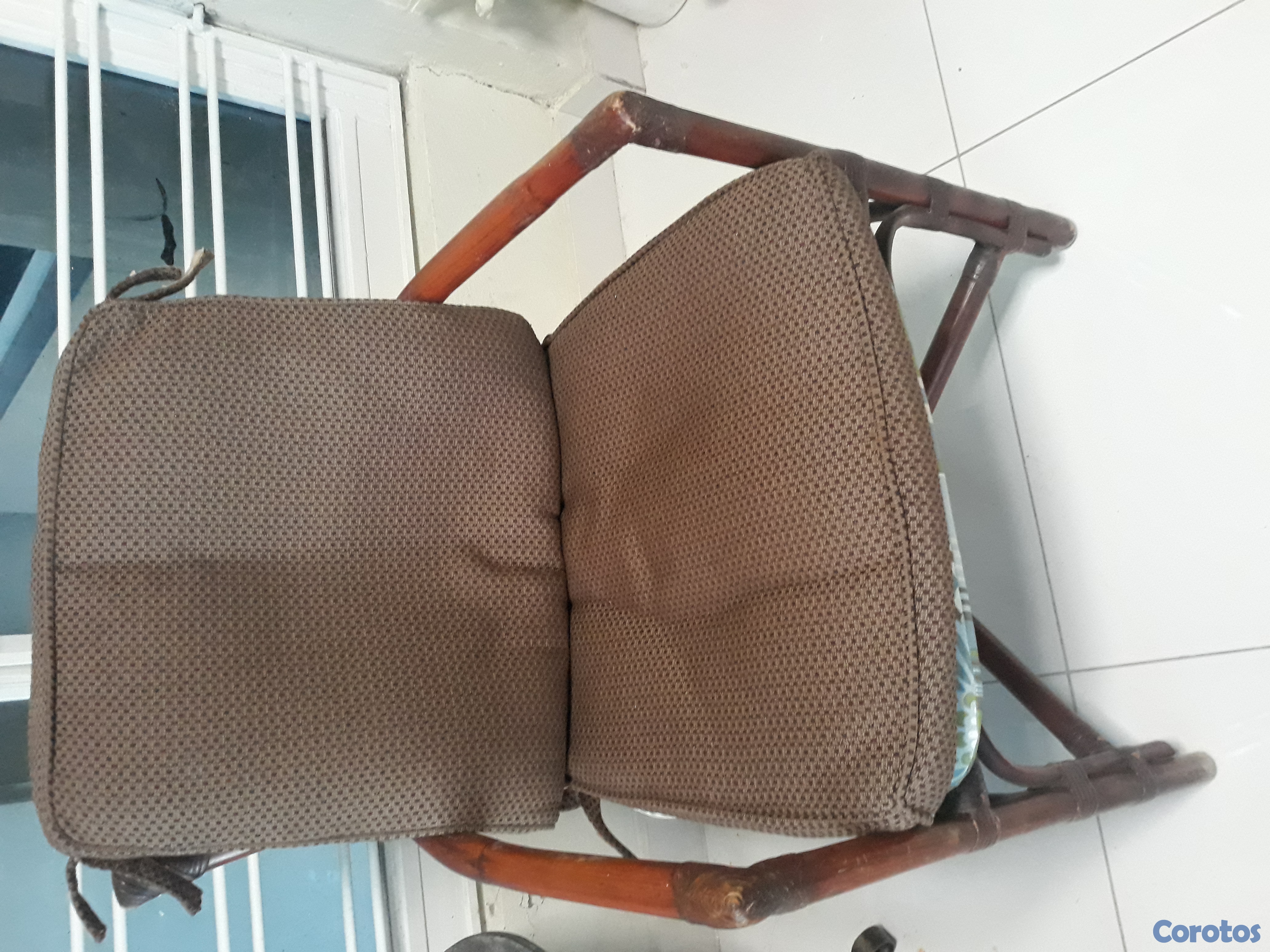 muebles y colchones - Vendo silla en bambu