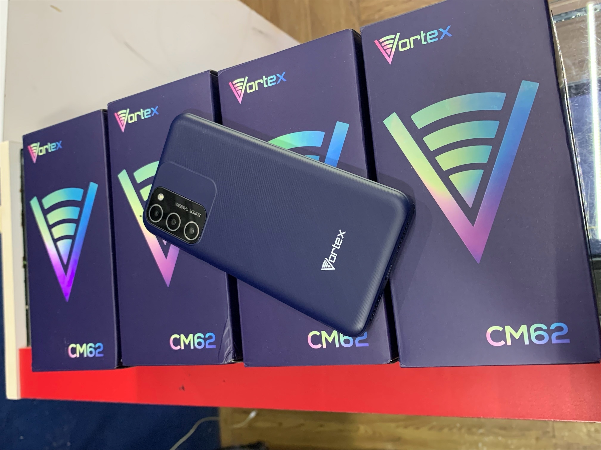 celulares y tabletas - VORTEX CM62 3