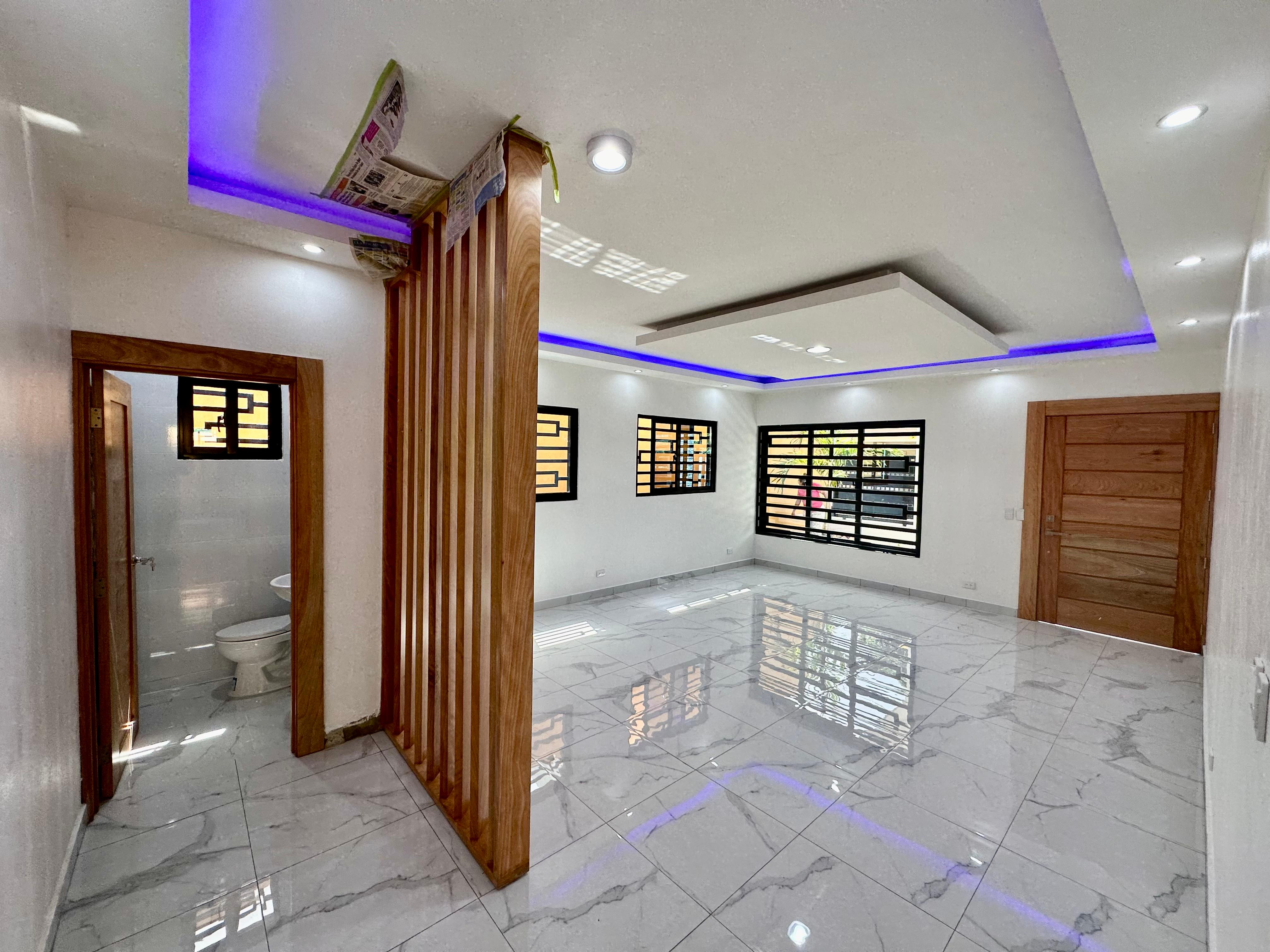 casas - Hermosa Casa en Venta en la Vega  5