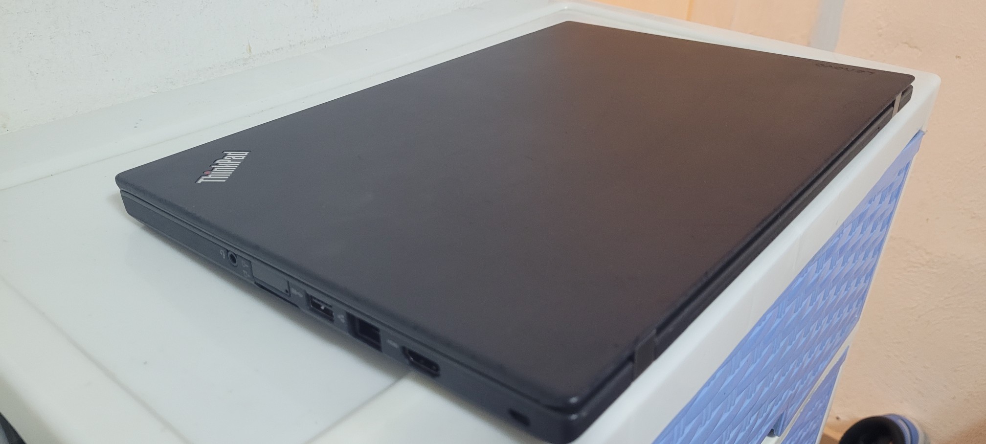 computadoras y laptops - Lenovo thinKpad T460 14 Pulg Core i5 6ta Ram 8gb DDR4 Disco SSD 256GB WIFI 2