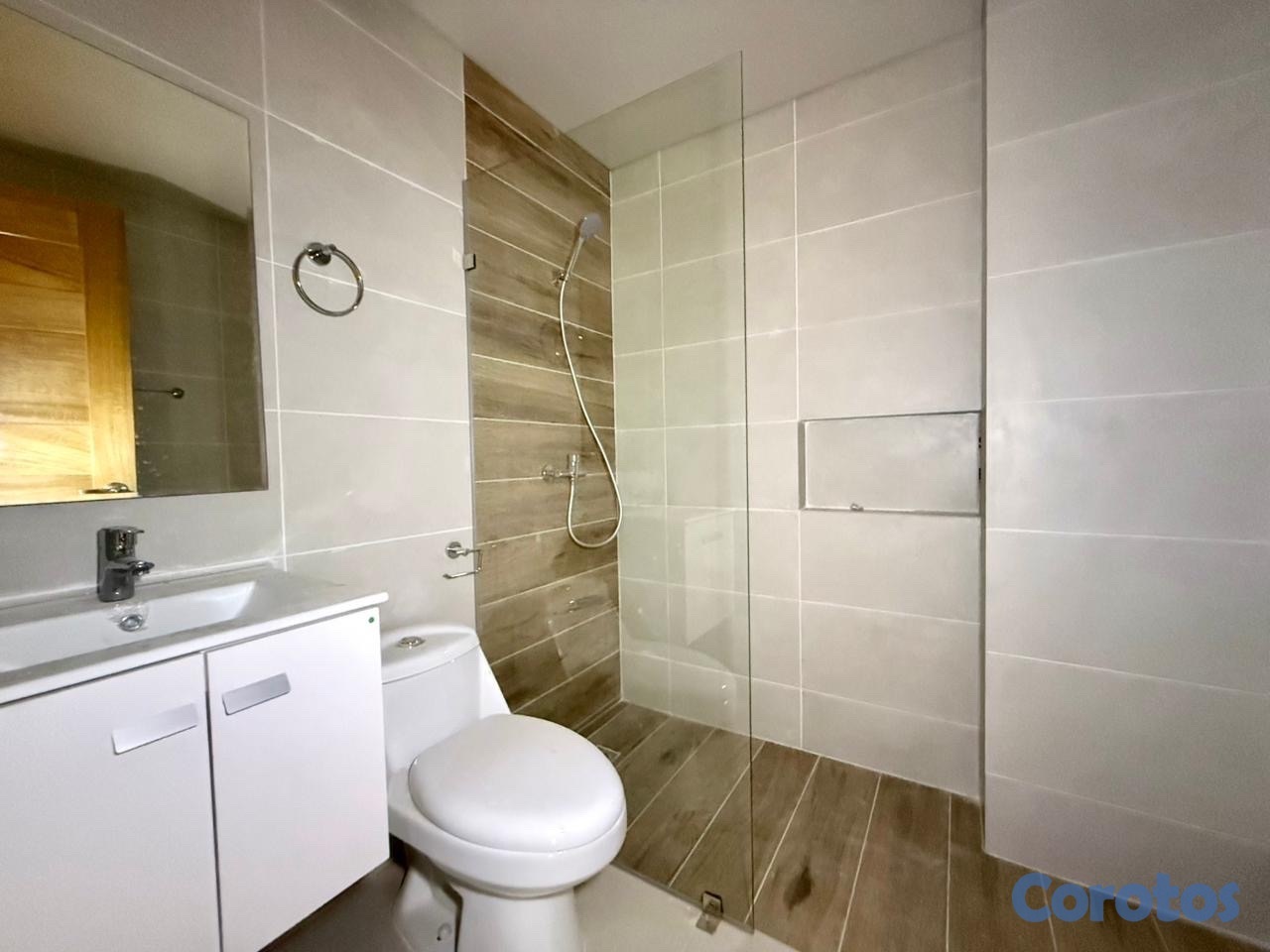 apartamentos - alquiló independencia dos habitaciones 2.5 baños dos parqueos ascensor  7