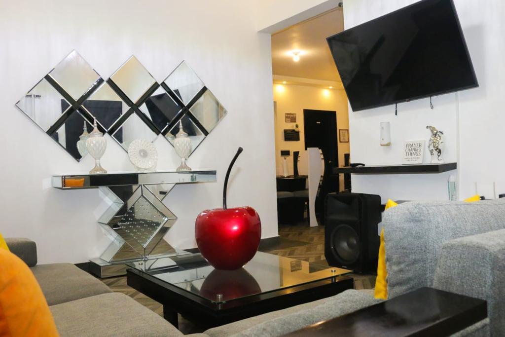 casas - CASA EN RENTA EN LLANOS DE GURABO, SANTIAGO. 3
