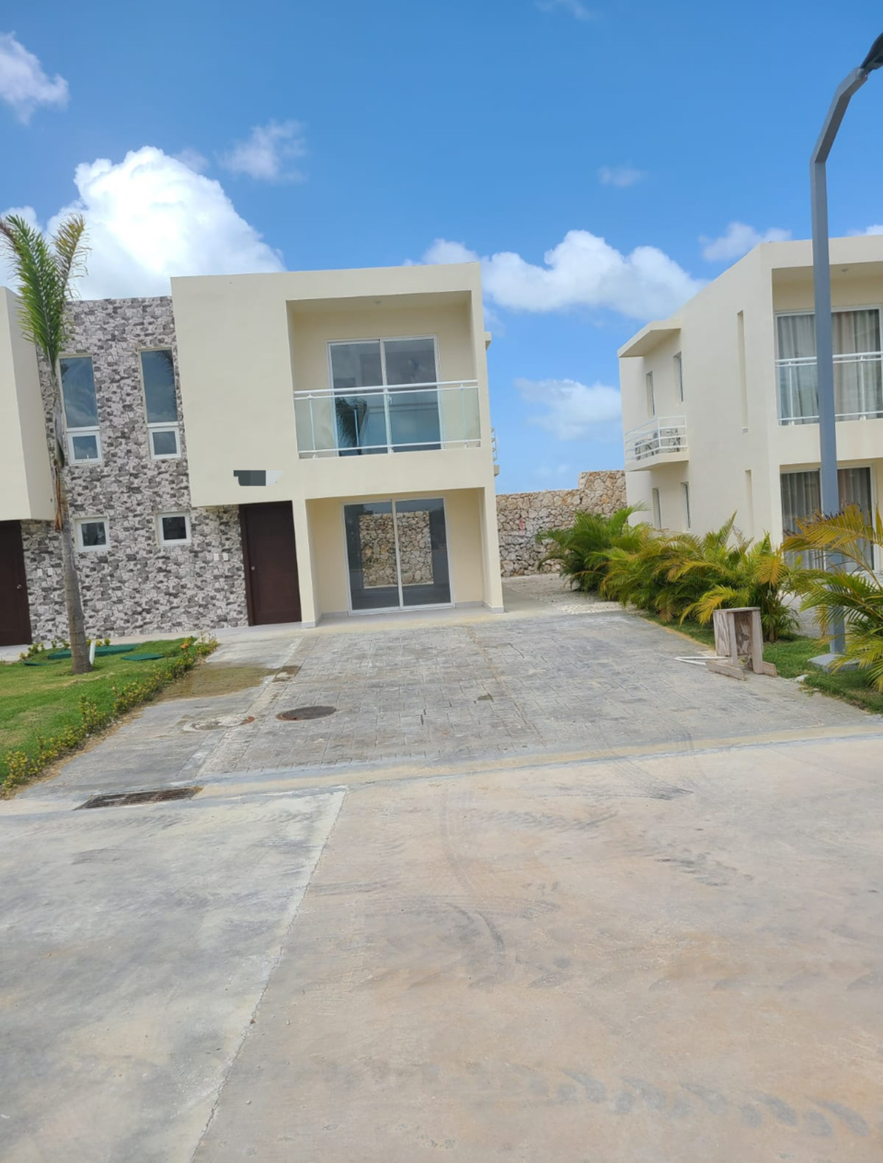 apartamentos - RESIDENCIAL CRISFER PUNTA CANA
VILLA EN ALQUILER SIN MUEBLAR  0