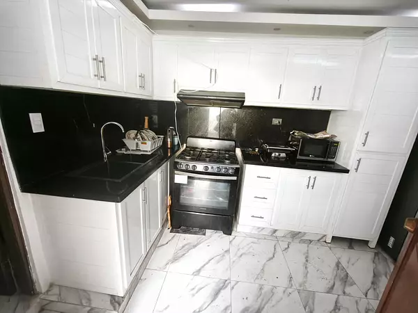 casas - Vendo Casa km 11 Av. Independencia sector Invi 4
