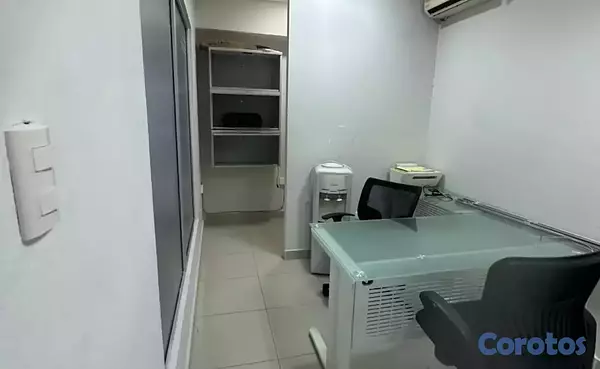oficinas y locales comerciales - Local en evaristo morales en alquiler  7