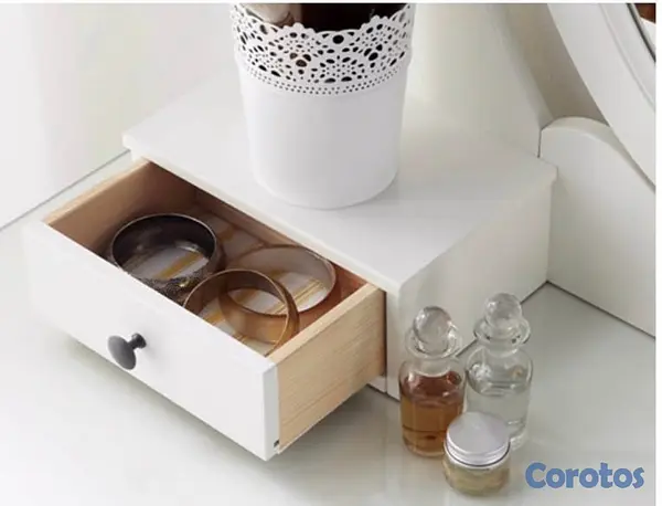 muebles y colchones - Precioso Vanity para embellecer tus espacios , tiene el cristal y taburete .  4