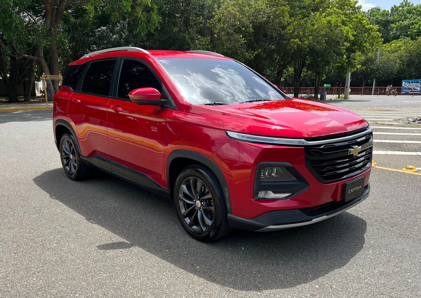 jeepetas y camionetas - Chevolet captiva 2022 1