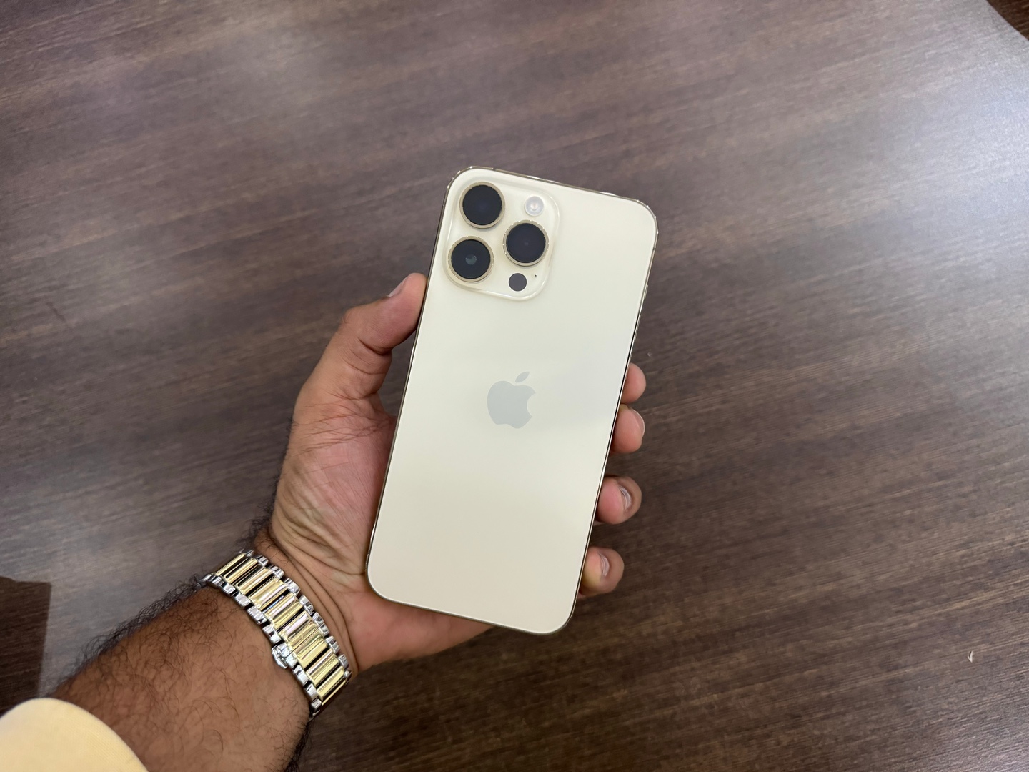 celulares y tabletas - iPhone 14 Pro Max 1TB Gold Como Nuevo, Desbloqueado| TIENDA!! 