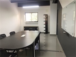 oficinas y locales comerciales - Local corporativo en los prados  4