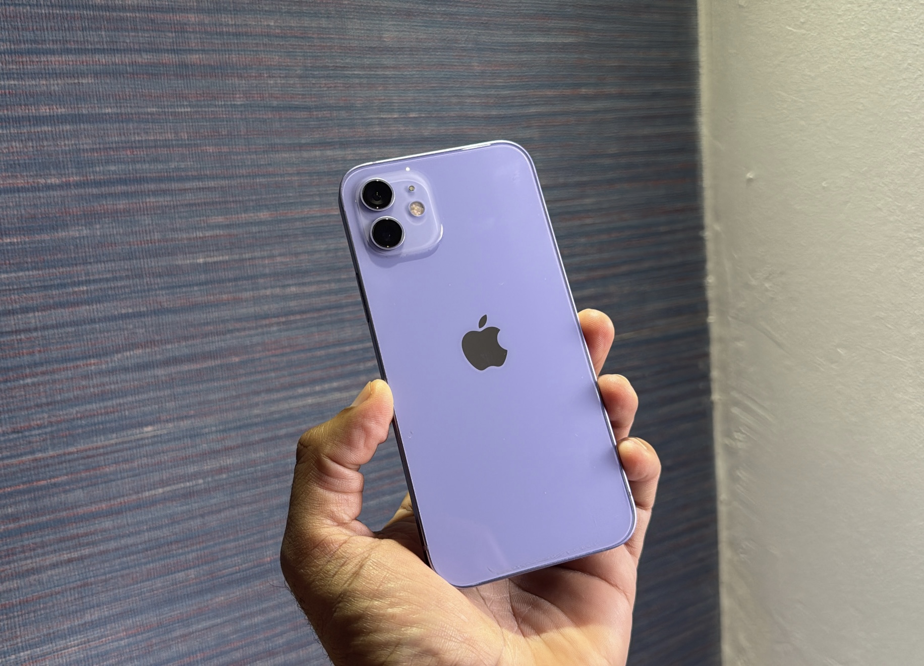 celulares y tabletas - iPhone 12 Regular 64GB Purple, Desbl RD$ 16,000 NE 0