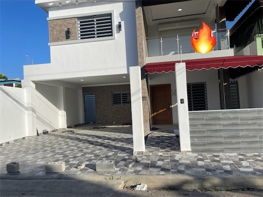 casas - Venta de casa en el mirador del este Santo Domingo este República Dominicana  2