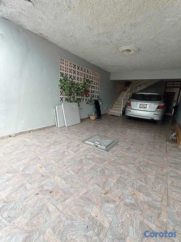 casas - Casas en Venta Ensanche Ozama 2 niveles  Precio RD 2