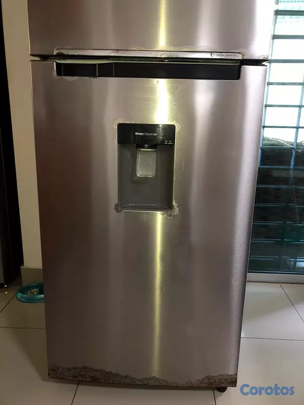 electrodomesticos - Nevera Samsung con dispensador de agua  6