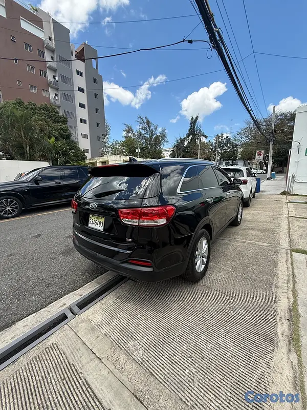 jeepetas y camionetas - KIA SORENTO 4