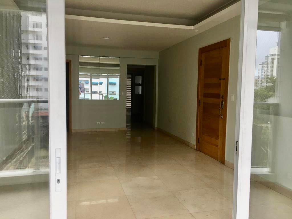 apartamentos - Oportunidad. Apartamento en Venta de Dos Habitaciones en Piantini. 1