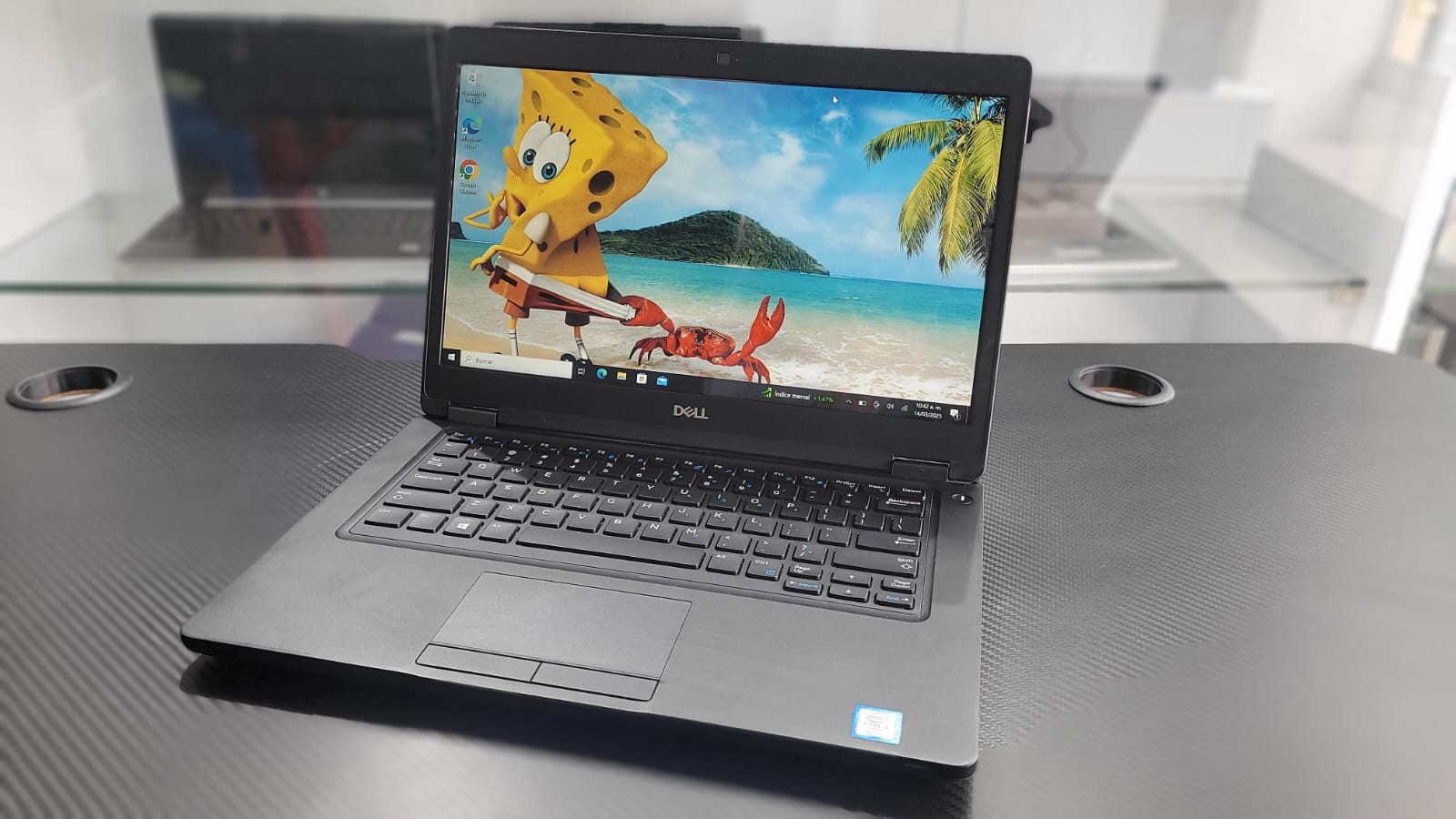 computadoras y laptops - Laptop Dell 5480 Touch i5 8va 8GB / 14 PLG , 2