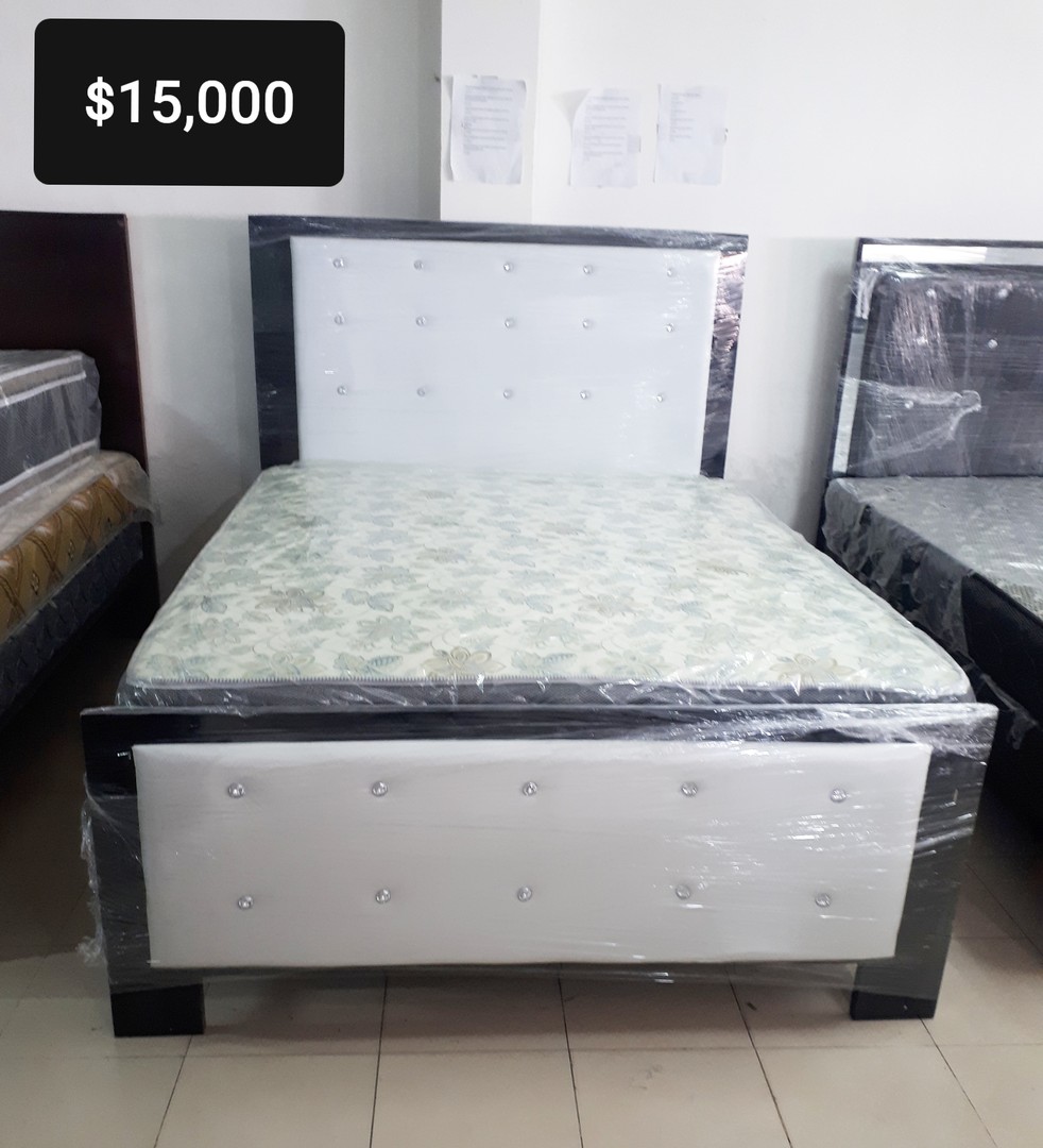 muebles y colchones - Cama con Colchon y Base Blanco con Negro Nueva