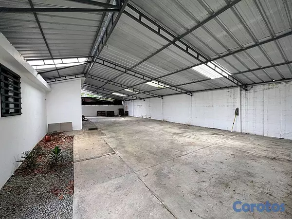 casas - Alquiler de Casa comercial en Los Prados  5