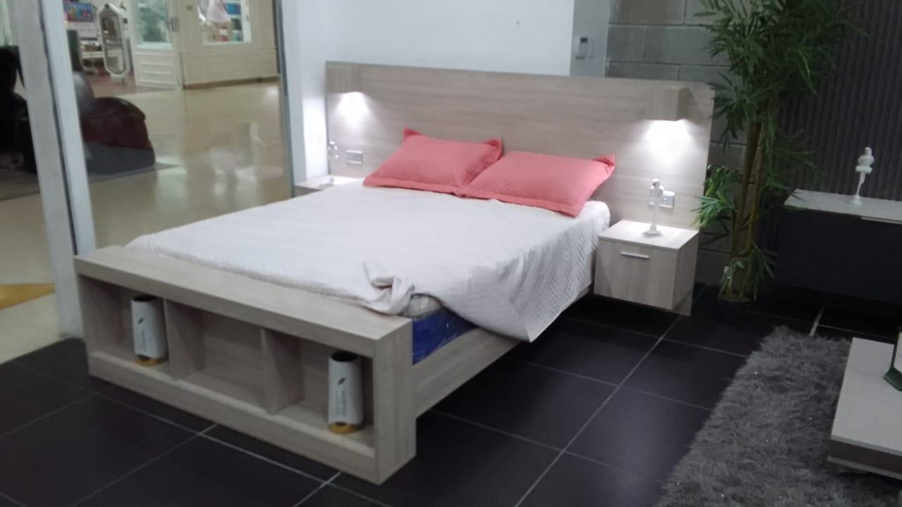 muebles y colchones - Cama Queen en hidrofugo 1