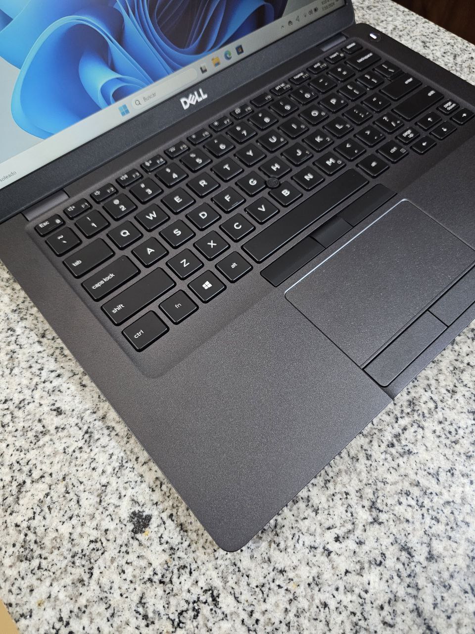 computadoras y laptops - LAPTOP DELL I7 TOUCH 16GBRAM COMO NUEVA 4