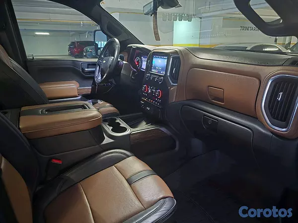 jeepetas y camionetas - chevolet silverado high country 2021 8