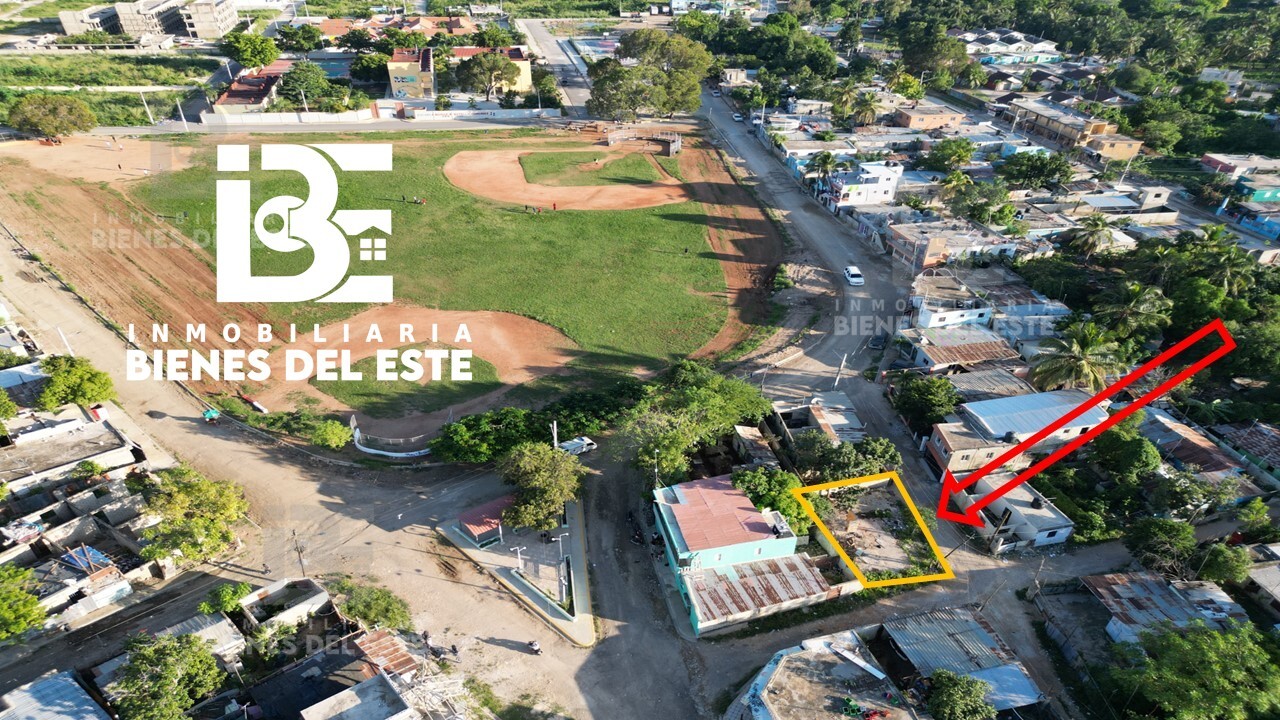 solares y terrenos - Se Vende Economico Terreno de Esquina en El Brisal 3