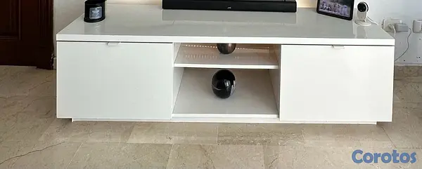 decoración y accesorios - Mueble TV de IKEA en perfectas condiciones.  2