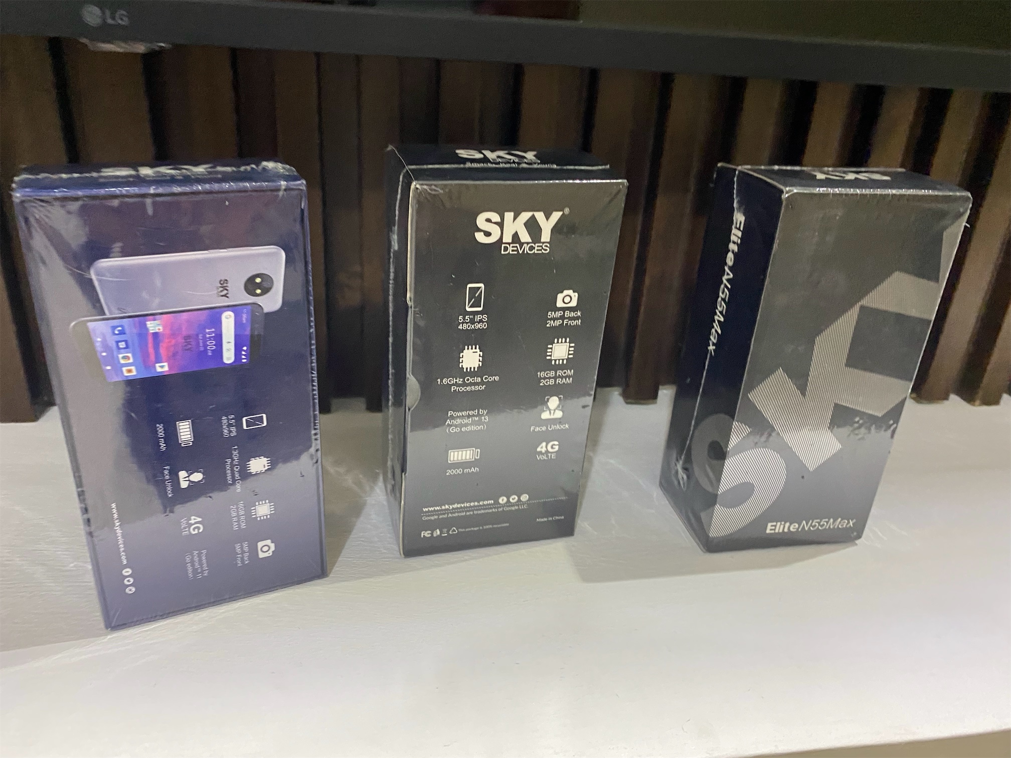 celulares y tabletas - Sky Devices Elite N55 MAX R55