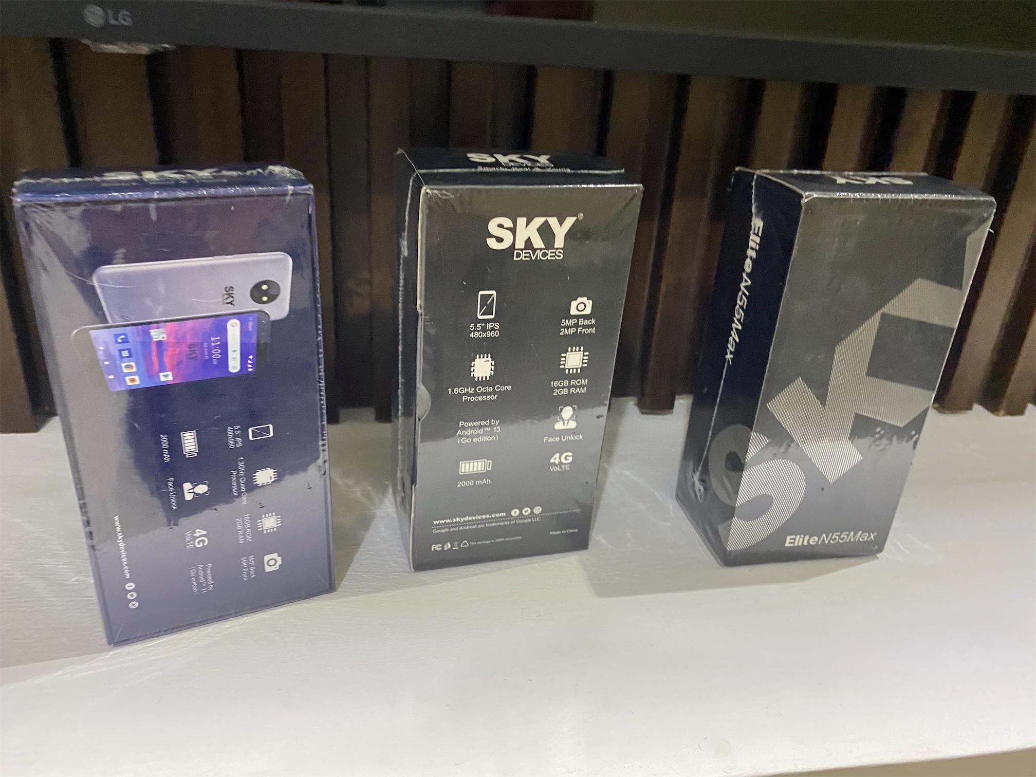 celulares y tabletas - Sky Devices Elite N55 MAX R55 1