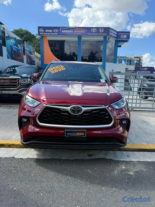 jeepetas y camionetas - Toyota highlander XLE  2020 7