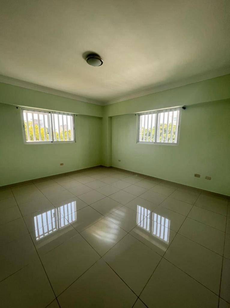 apartamentos - Se vende apartamento en Evaristo Morales