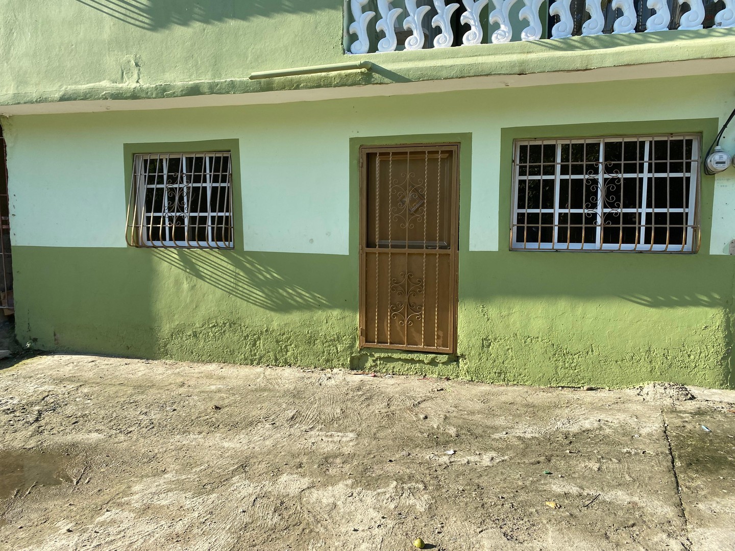 casas - Casa en alquiler Sector Simon Bolivar proximo a la Lava Pies.