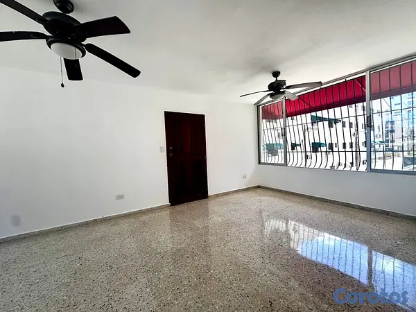 apartamentos - Alquilo apartamento en Evaristo Morales de 3 habitaciones  2