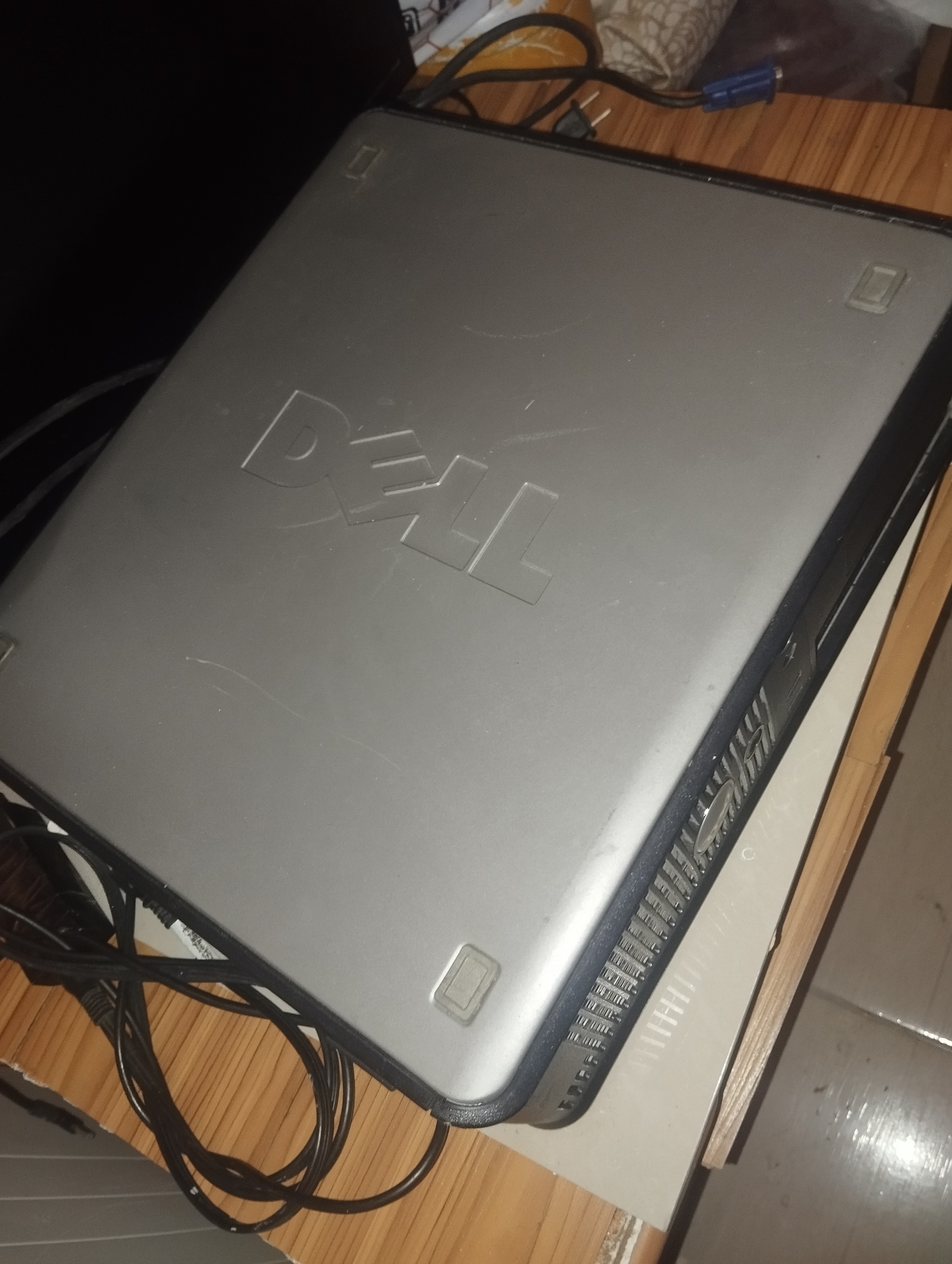 computadoras y laptops - CPU DELL USADO