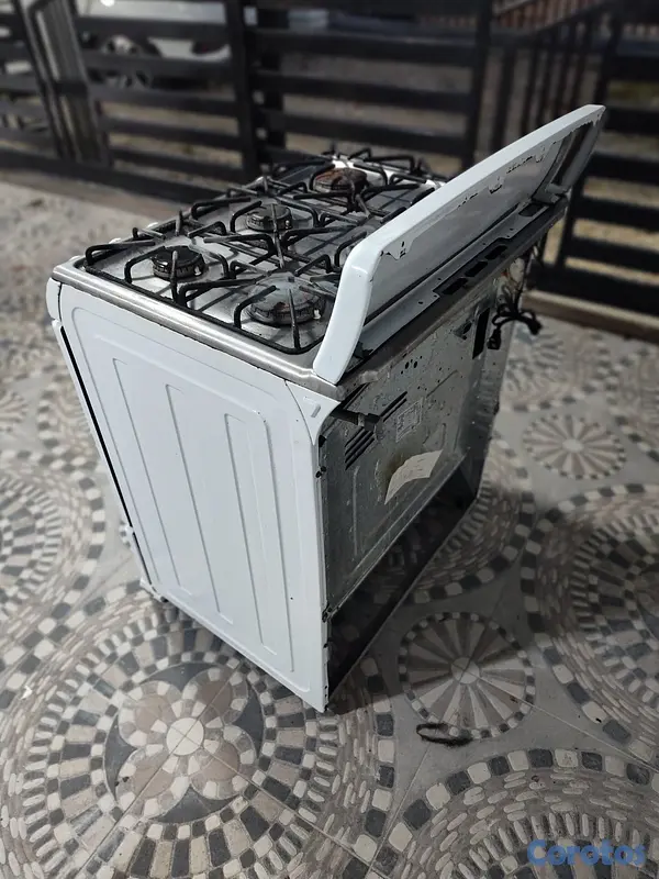 cocina - Estufa Cetron 6 hornillas 2
