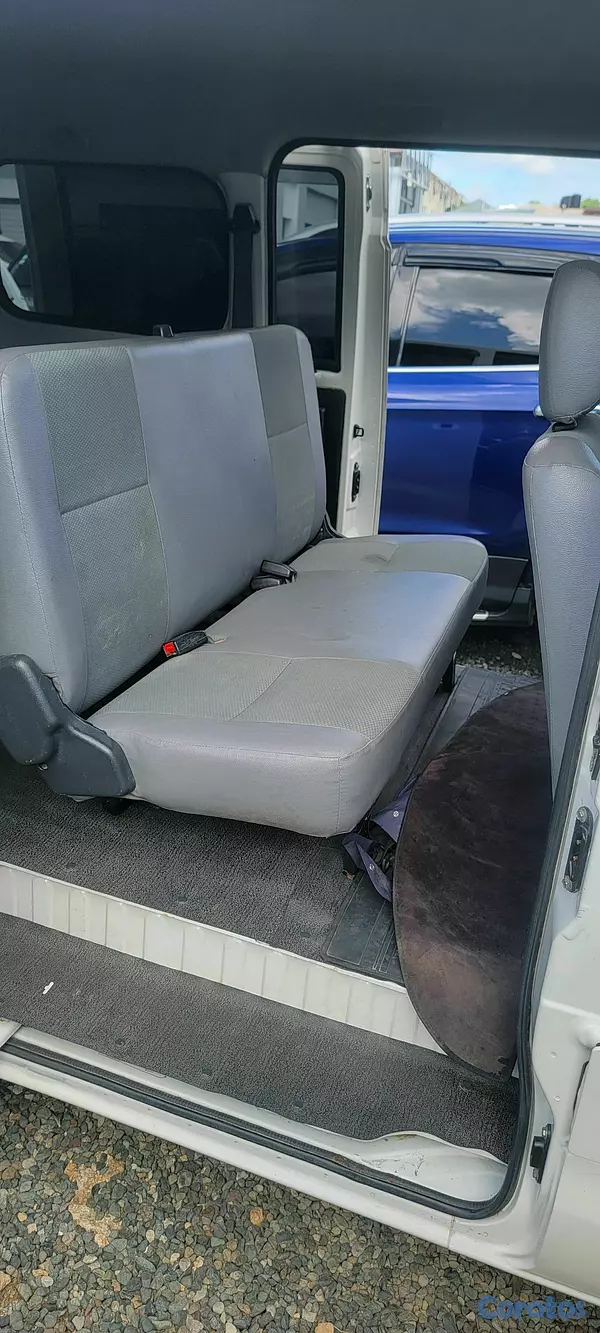 jeepetas y camionetas - FURGONETA TOYOTA HACE 2017 7