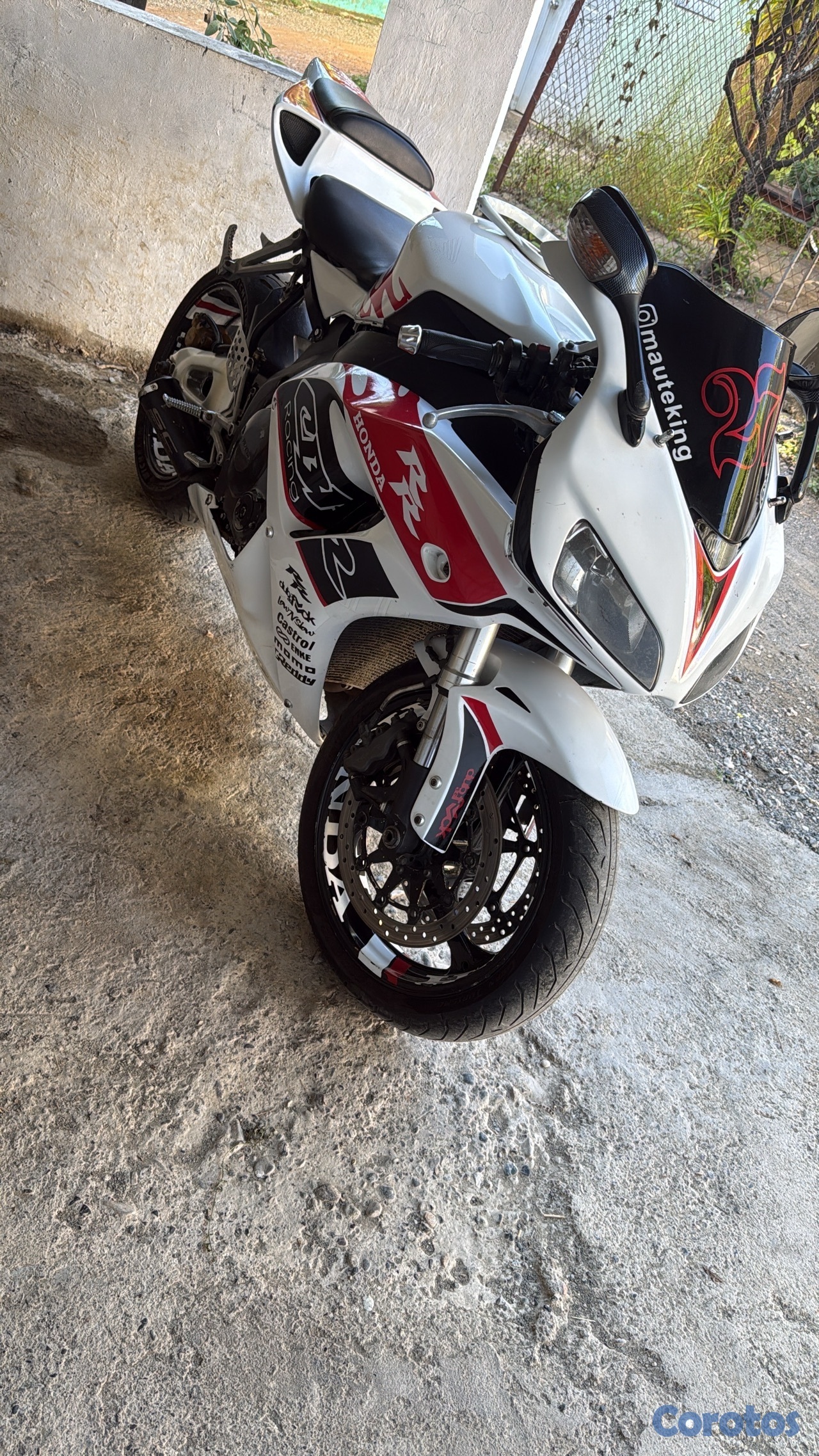 motores y pasolas - honda cbr 1000rr 2006 blanca  4