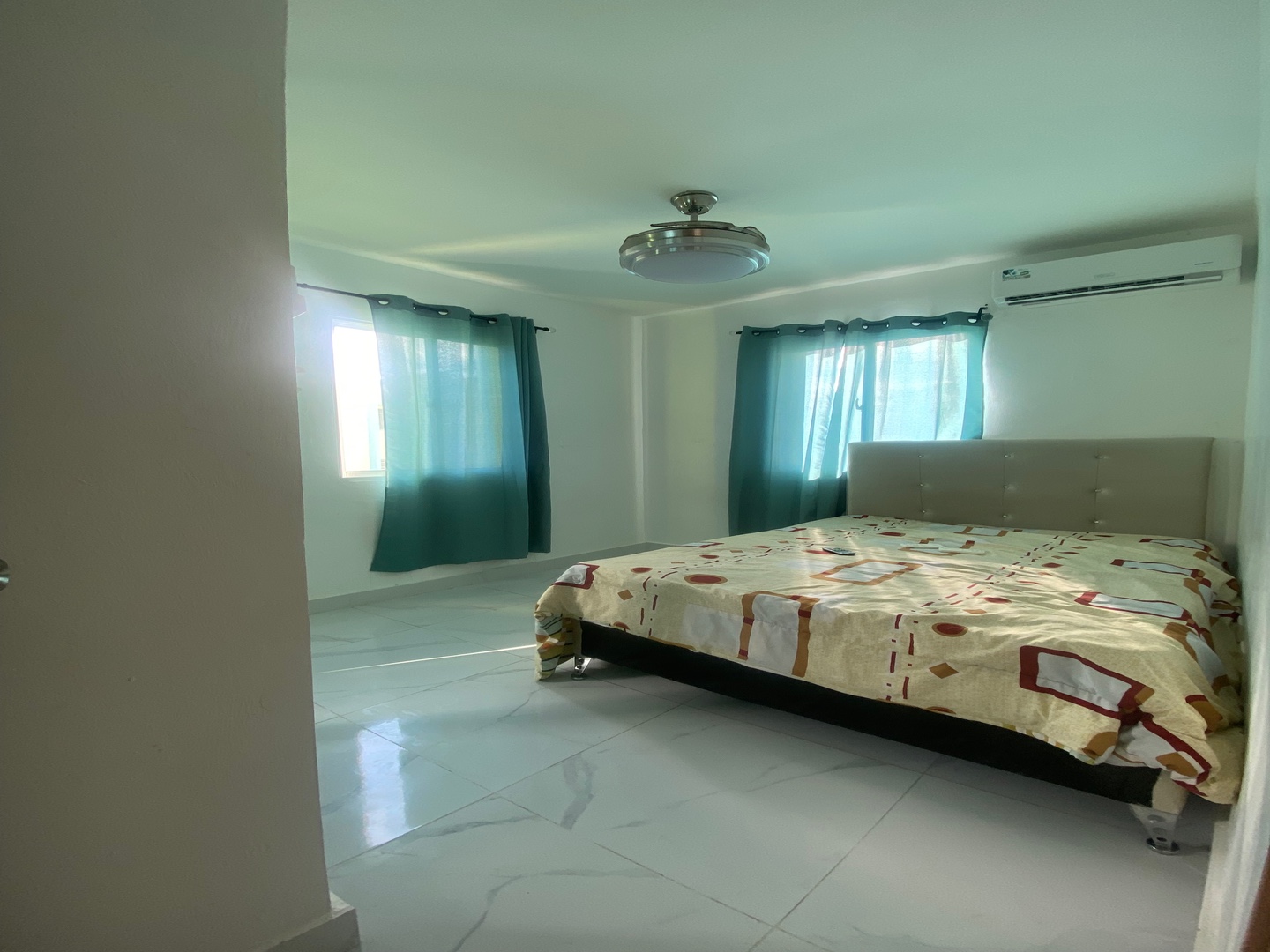 apartamentos - Alquilo Apartamento Semi Amueblado Res,Las cayenas en Bávaro Punta Cana 3