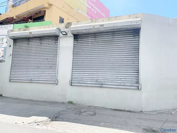 oficinas y locales comerciales - Alquiler local esquinero arroyo hondo  2
