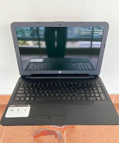 computadoras y laptops - Laptop Hp 17 pulgadas