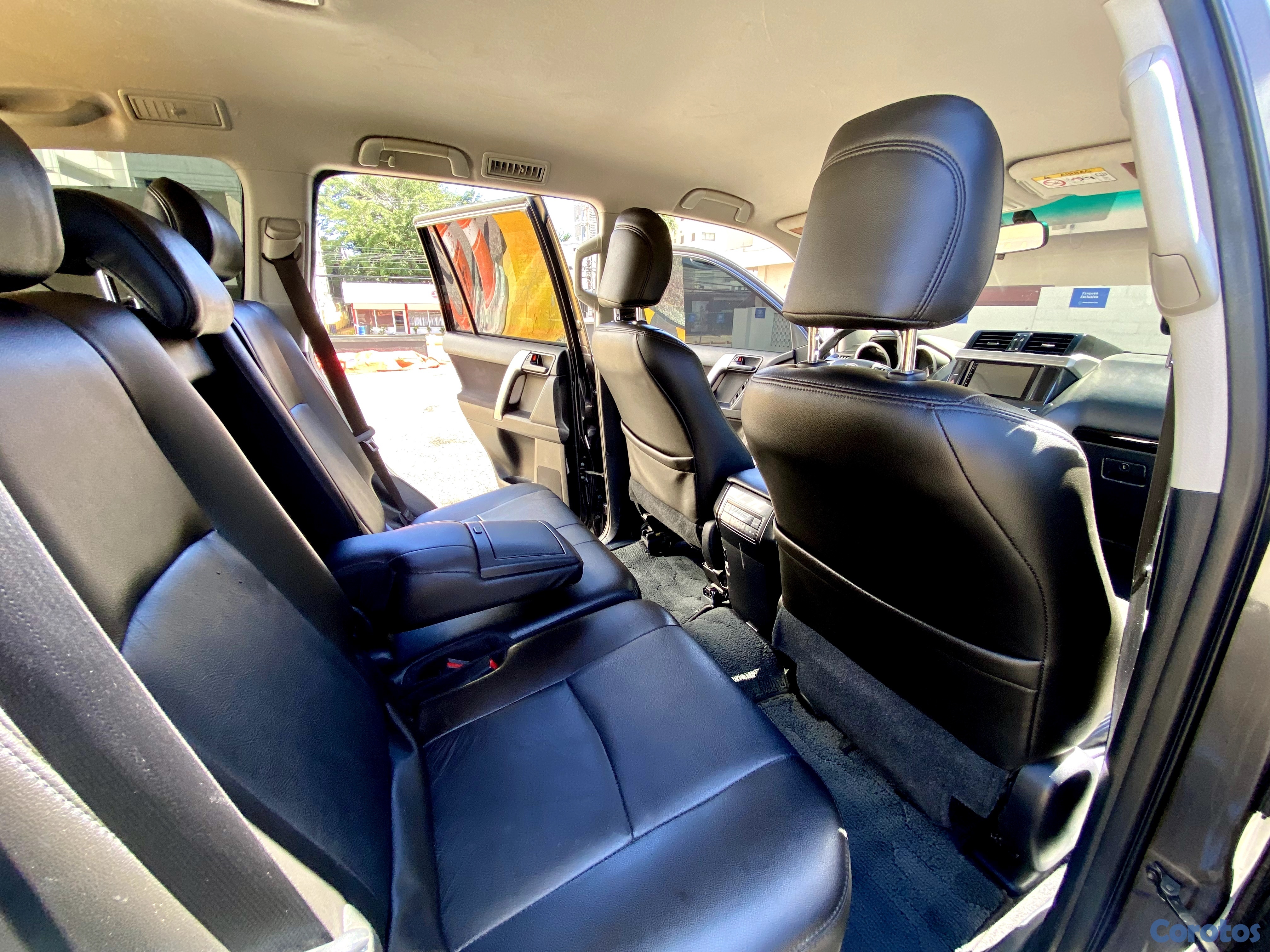 jeepetas y camionetas - Vendo mi Toyota Land Cruiser Prado 4x4  Año 2017   5