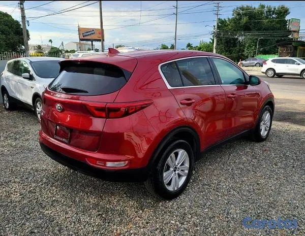 jeepetas y camionetas - Kia Sportage LX 2019 AWD - 65,000 Millas  4