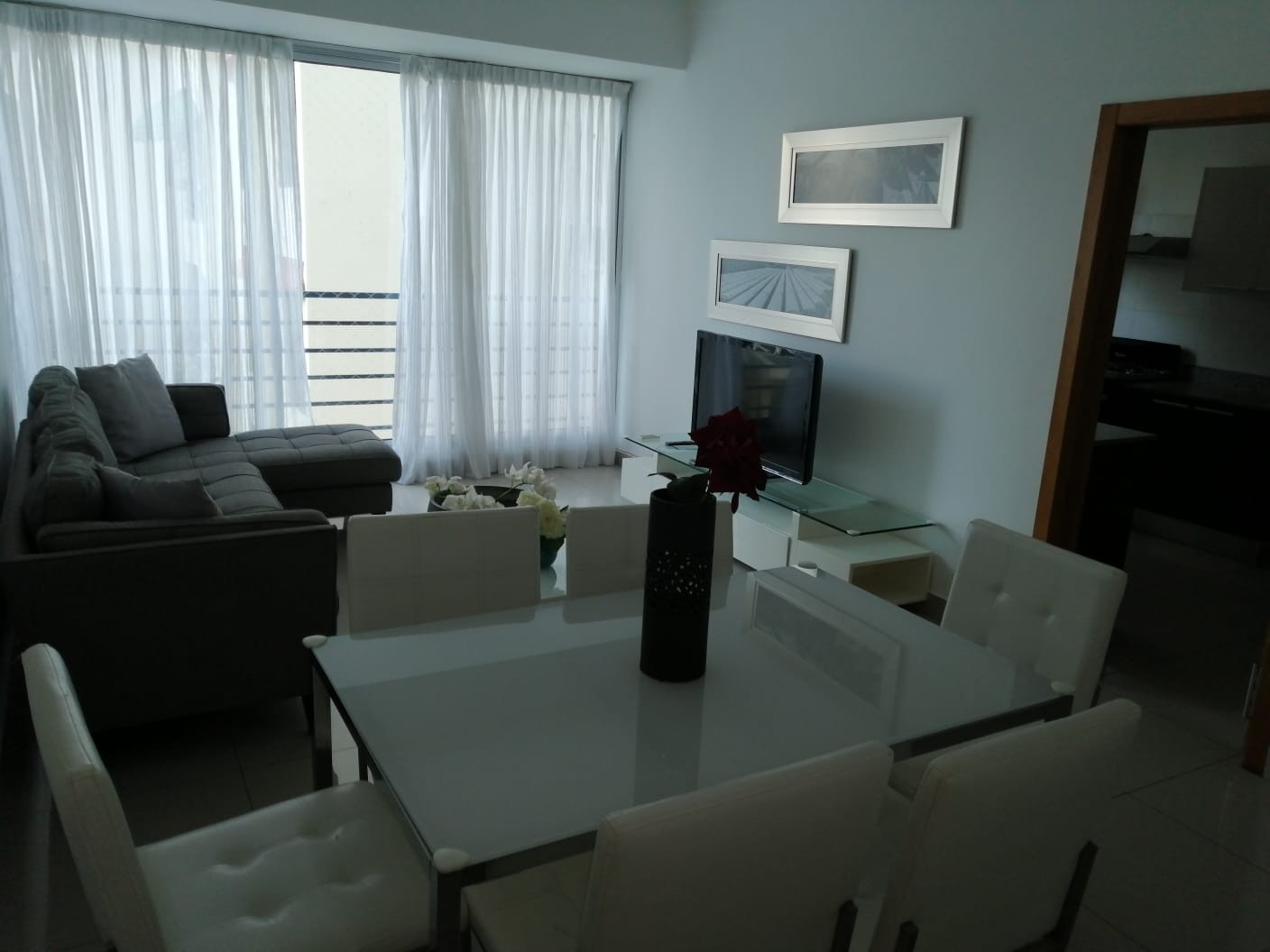 apartamentos - Alquiler: Apartamento 3 habs, amueblado, equipado con linea blanca, Serralles. 
 2