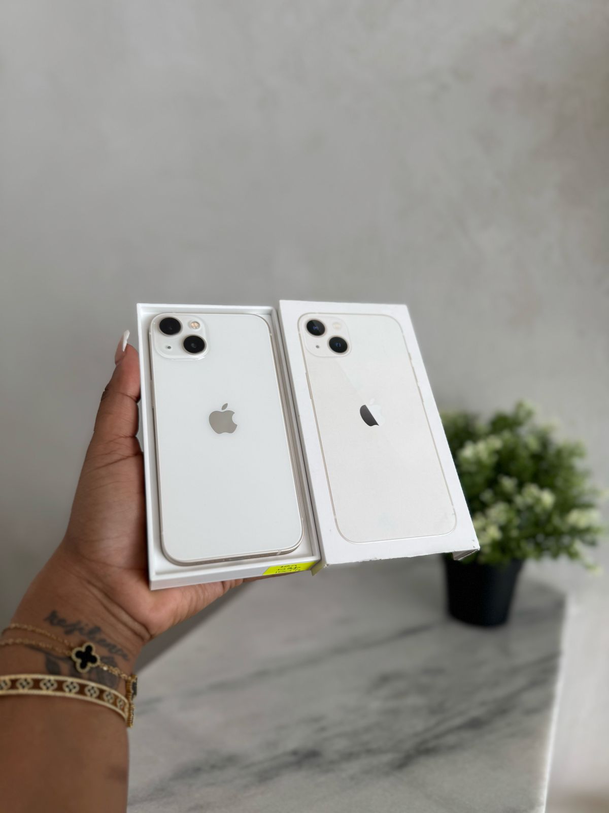 celulares y tabletas - IPHONE 13 NORMAL BLANCO 128GB DESBLOQUEADO EN CAJA 0