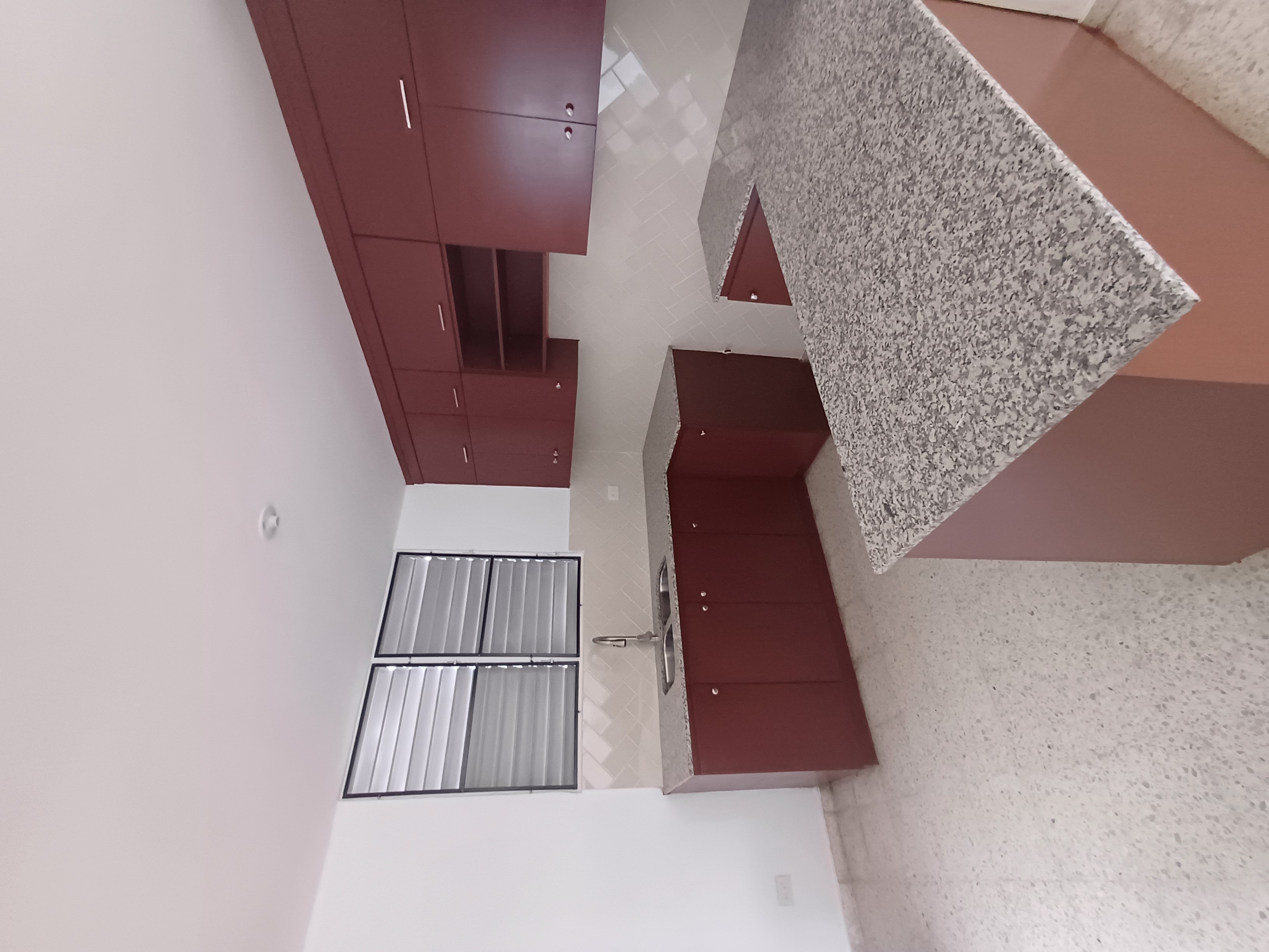 apartamentos - Alquilo Apartamento Clásico 2do Piso en Piantini ma 1
